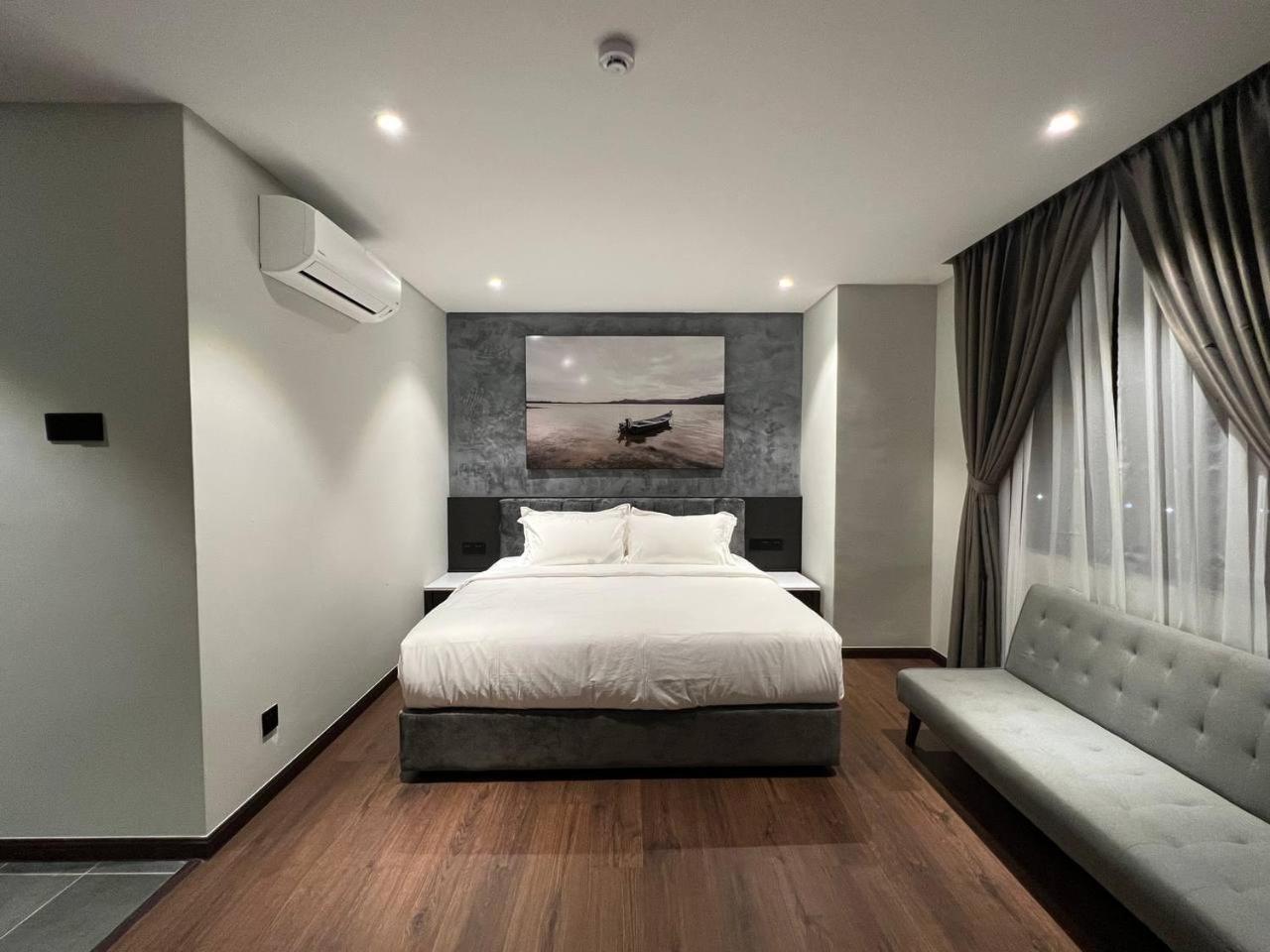 All In Hotel Kangar Bagian luar foto