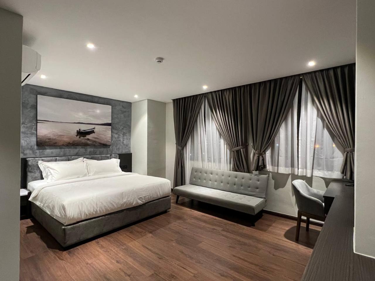 All In Hotel Kangar Bagian luar foto