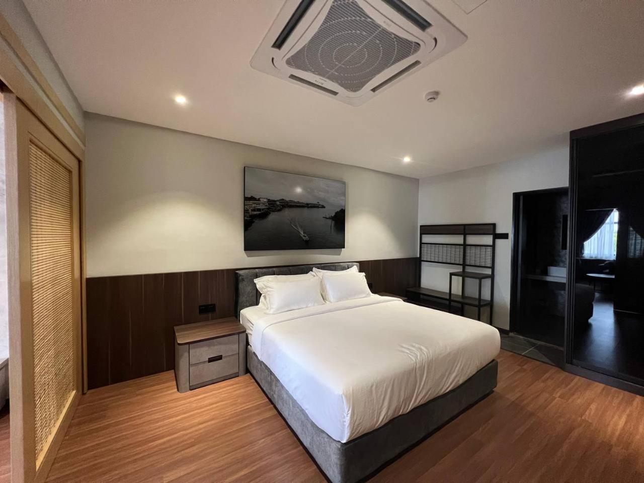 All In Hotel Kangar Bagian luar foto